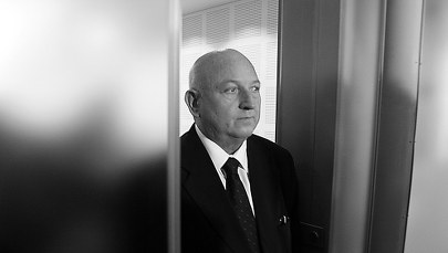 Józef Oleksy nie żyje. Wałęsa prosi go o wybaczenie 