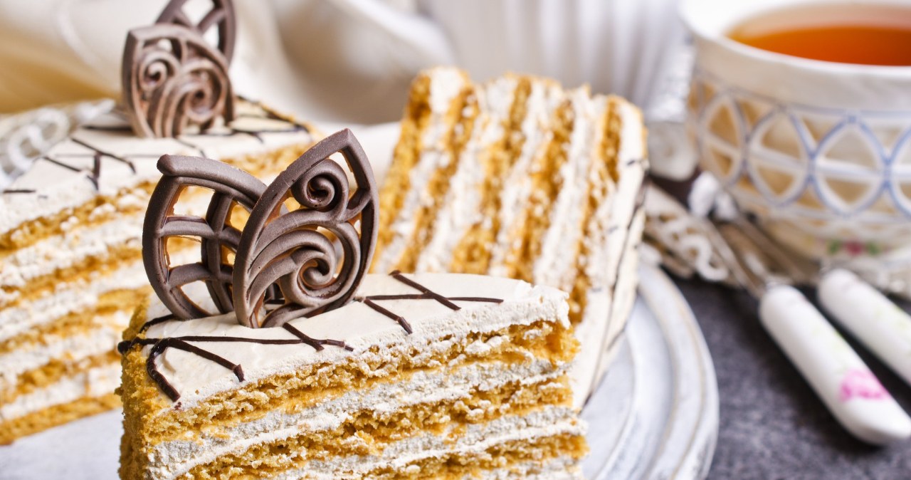 Józefina to elegancka propozycja deserowa /ziashusha /123RF/PICSEL