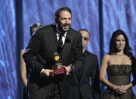 Juan Luis Guerra z nagrodą Grammy fot. Kevin Winter /Getty Images/Flash Press Media