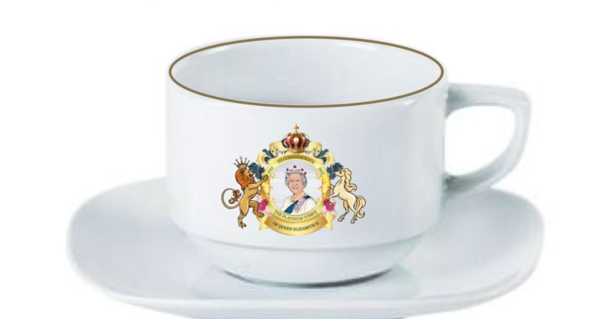 jubileuszowa porcelana z błędem /Twitter