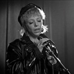 Julee Cruise nie żyje. To ona śpiewała przebój "Falling" z serialu "Miasteczko Twin Peaks"