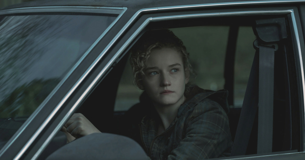 Julia Garner , ""Ozark" sezon 2 /Jessica Miglio/Netflix/The Hollywood Archiv /East News