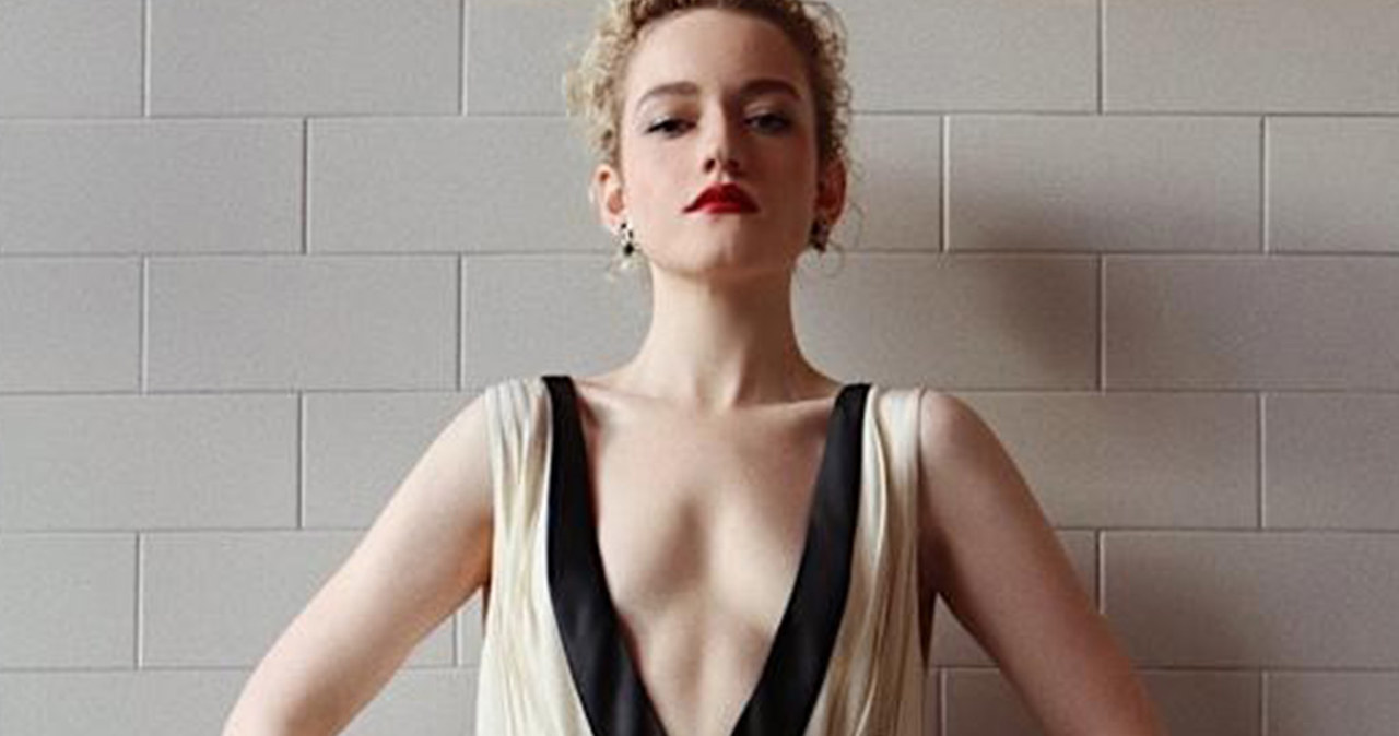 Julia Garner postawiła na śmiałą kreację /Handout /Getty Images