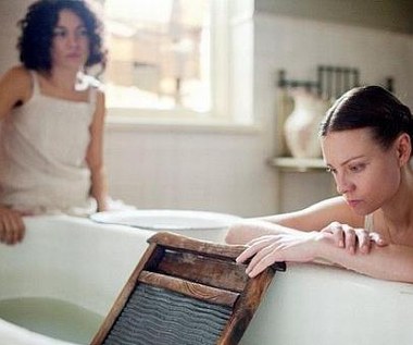 Julia Pogrebińska i Magdalena Boczarska w filmie "W ukryciu"