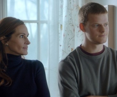 Julia Roberts i Lucas Hedges jako matka i syn