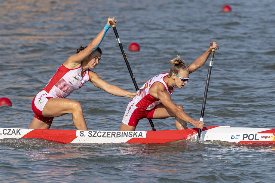 Julia Walczak i Sylwia Szczerbińska /ZSOLT SZIGETVARY/MTI /PAP/EPA