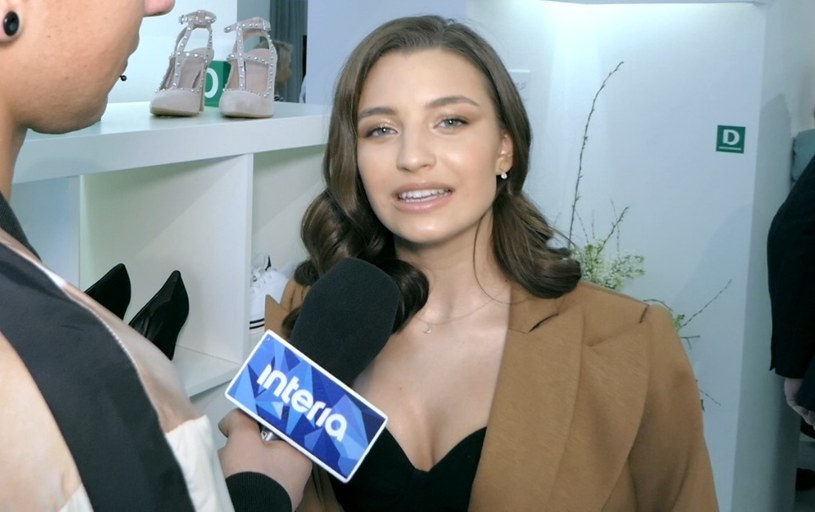 Julia Wieniawa w rozmowie z naszym reporterem /pomponik exclusive