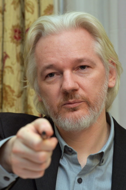 Julian Assange /PAP/EPA/JOHN STILLWELL/PRESS ASSOCIATION IMAGES /PAP/EPA