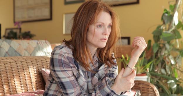 Julianne Moore w filmie "Motyl. Still Alice" /materiały prasowe