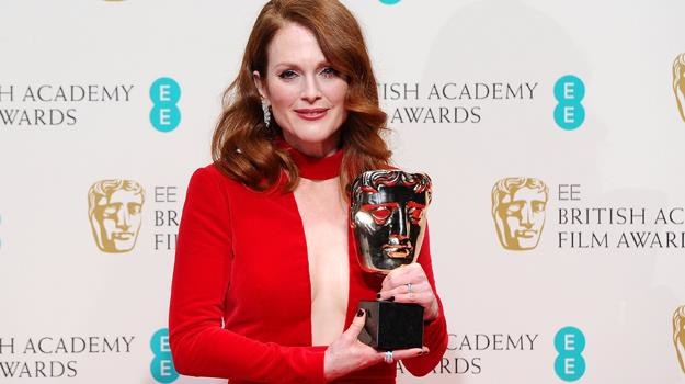 Julianne Moore z nagrodą BAFTA / fot. Stuart C. Wilson /Getty Images