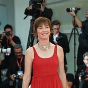 Julianne Nicholson