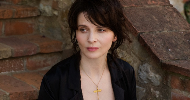 Juliette Binoche w scenie z filmu "Zapiski z Toskanii" /materiały dystrybutora