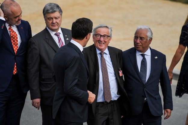 Juncker podczas szczytu NATO /CHRISTIAN BRUNA /PAP/EPA