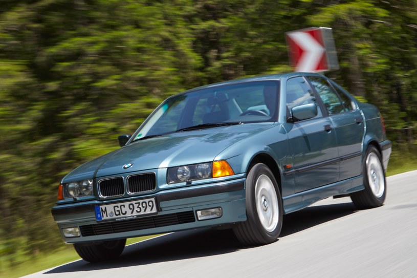 Junior Rutkowski dostanie na komunię 30-letni samochód. BMW E36 będzie służyło do upalania /BMW /materiały prasowe