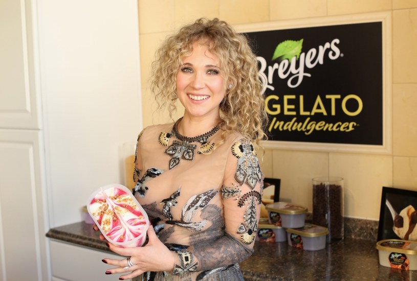 Juno Temple / by Gabriel Olsen/Getty Images for Breyers /Getty Images