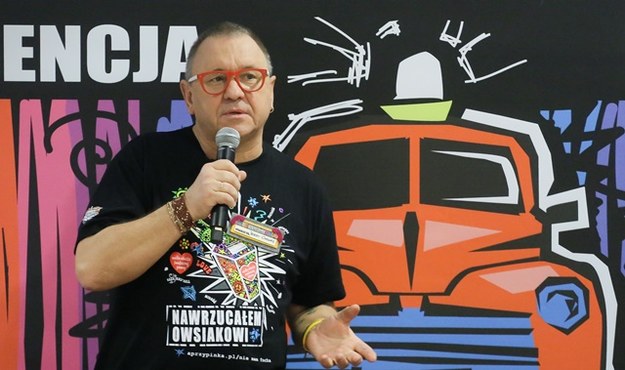 Jurek Owsiak w trakcie konferencji /Paweł Supernak /PAP