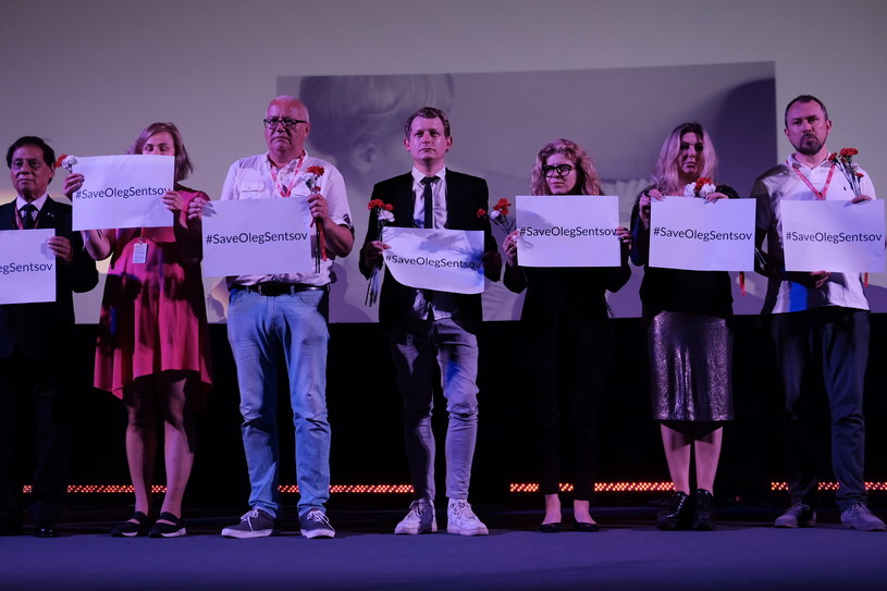 Jurorzy Krakowskiego Festiwalu Filmowego w geście poparcia dla Ołeha Sencowa /Krakowski Festiwal Filmowy /materiały prasowe