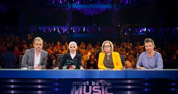 Jury "Must Be The Music" w komplecie /Polsat