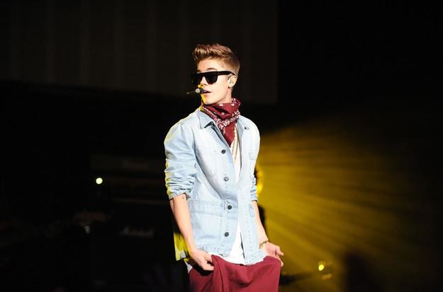 Justin Bieber jest nieustannie śledzony przez paparazzi - fot. Chris McKay /Getty Images/Flash Press Media