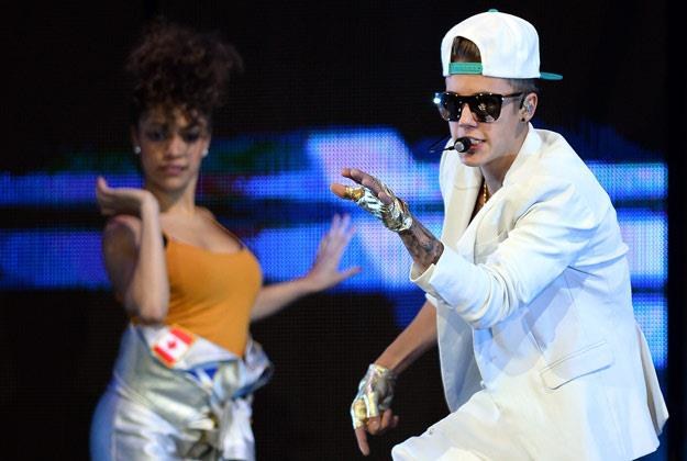 Justin Bieber lubi się dobrze zabawić (fot. Ethan Miller) /Getty Images/Flash Press Media