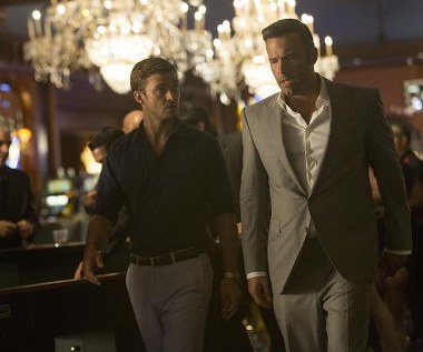 Justin Timberlake i Ben Affleck w scenie z filmu "Ślepy traf"