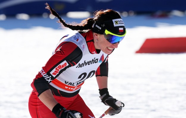 Justyna Kowalczyk podczas kwalifikacji sprintu techniką dowolną na dystansie 1400 m w trzecich zawodach Tour de Ski w szwajcarskim Val Mustair /Grzegorz Momot /PAP