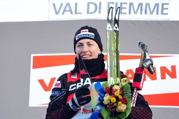 Justyna Kowalczyk wręczyła medale najlepszym biegaczom i biegaczkom /AFP