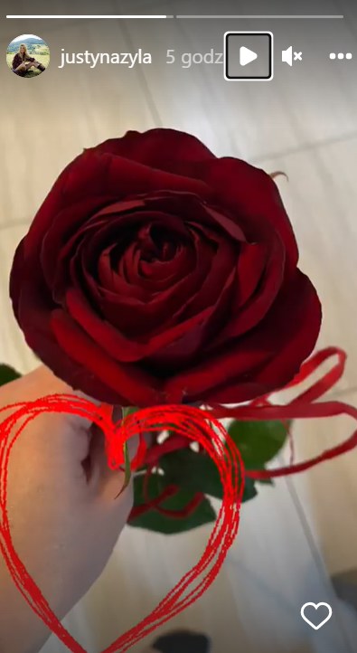 Justyna Żyła dostała różę od ukochanego /www.instagram.com/justynazyla /Instagram