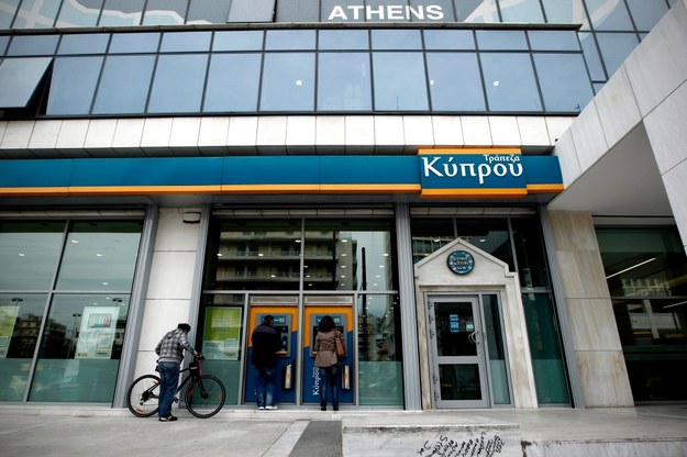Jutro, po 10 dniach, cypryjskie banki zostaną otwarte /ALKIS KONSTANTINIDIS /PAP/EPA
