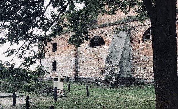 Jutro spotkanie Duda-Zełenski. Polska będzie domagać się od Ukrainy ekshumacji polskich ofiar