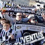 Juventus mistrzem Włoch po raz piąty z rzędu. Tym razem bez wychodzenia na boisko