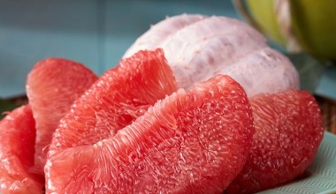 Już jest w promocji w Biedronce i Lidlu. Owoc szczęścia, pomocnik serca i odchudzania