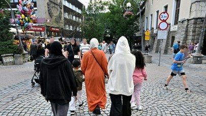 Już nie Dubaj ani Turcja. Turyści z Zachodu chcą zobaczyć "zakutaną gaździnę" 