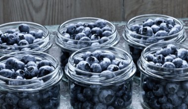 Już nie mrożę borówek. Teraz przechowuję je w ten sposób i są smaczne całą zimę