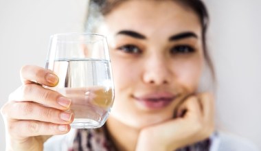 Już nie piję rano wody z cytryną. Zamieniłam ją na ten dodatek, który pomaga schudnąć