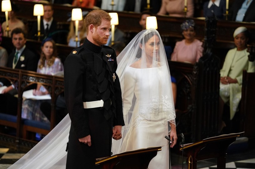 Już podczas ślubu Meghan Markle nie czuła się szczęśliwa w Wielkiej Brytanii /AFP