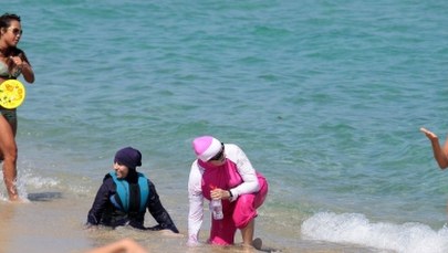 Już ponad 20 francuskich kurortów zakazało burkini