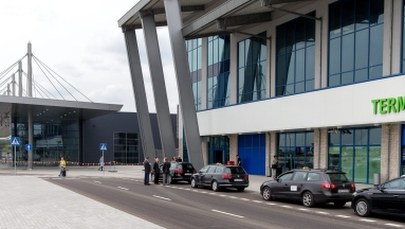 Już ponad dwie doby czekają na wylot na wakacje. Powodem awaria samolotu