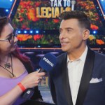 Kacper Kuszewski na planie "Tak to leciało!"