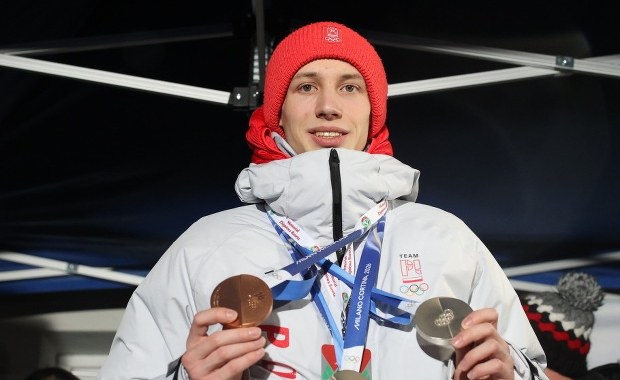 Kacper Tomasiak uroczyście powitany w Bystrej. "Dziękuje, że przyszliście"