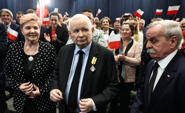 Kaczyński: Będziemy bronić Ziobry. Cała patriotyczna Polska byłaby w kajdankach 