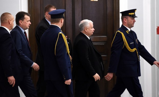 Kaczyński: Blokowanie mównicy to przestępstwo przeciwko państwu
