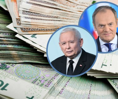 Kaczyński i Tusk z dwoma podwyżkami. W 2025 dostaną wyższe pensje i emerytury