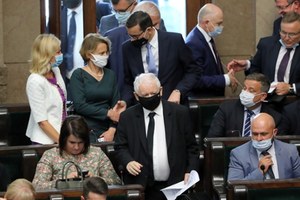 ​Kaczyński na przegranej wojnie