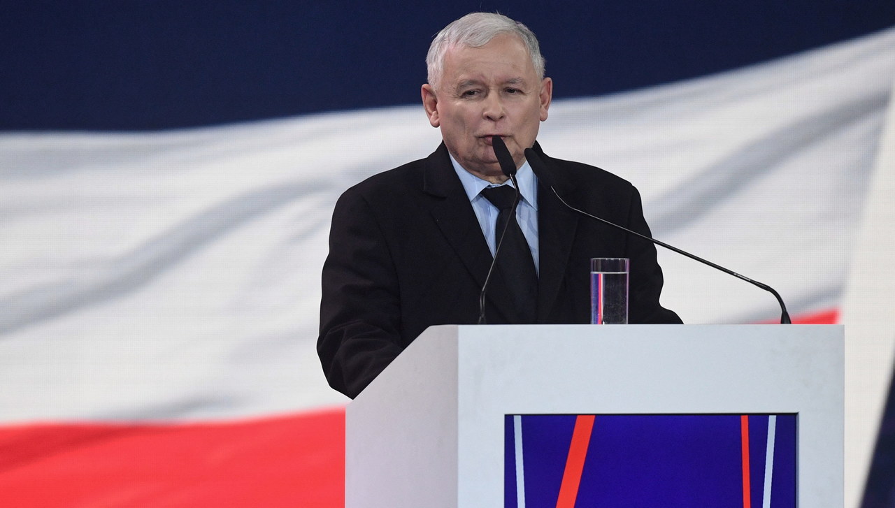Kaczyński obiecuje: 500+ od pierwszego dziecka, "trzynastka" dla emerytów