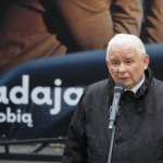 Kaczyński podsumował dwa lata rządu Tuska. PiS pokazał billboardy