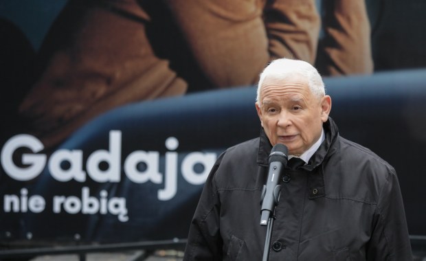 Kaczyński podsumował dwa lata rządu Tuska. PiS pokazał billboardy
