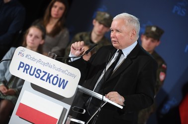 Kaczyński: Prąd dla rodzin przy zużyciu do 2000 KWh - ze stałą ceną