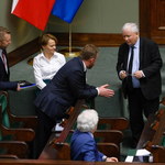 Kaczyński w czasie wystąpienia Nowackiej: "Takiej hołoty chamskiej to jeszcze nikt nie widział". Zobacz wideo!