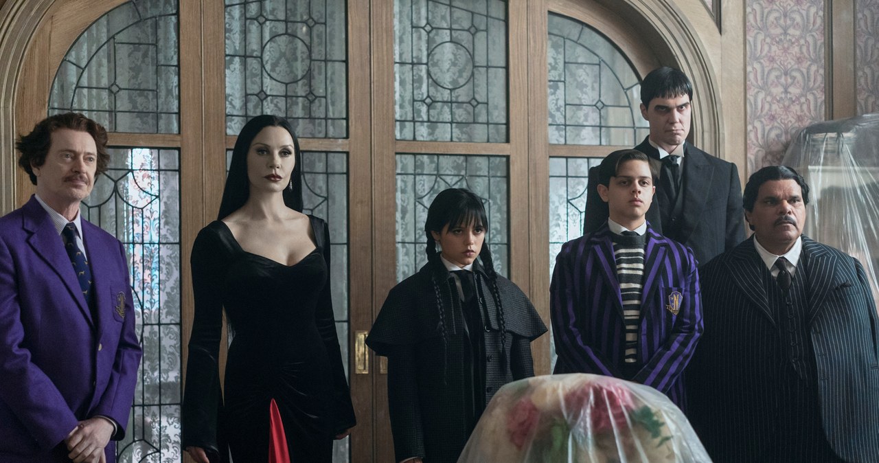 Kadr z drugiego sezonu serialu "Wednesday" /Netflix